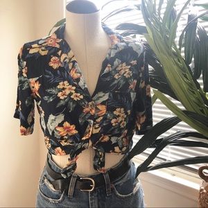 Abercrombie & Fitch women’s Hawaiian shirt